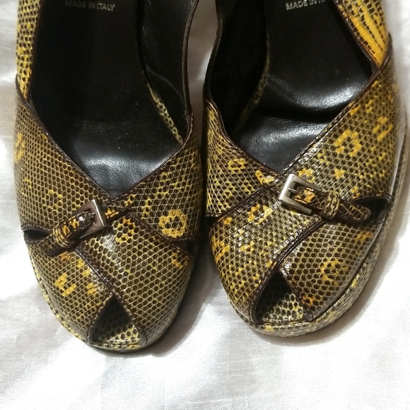 Vintage Prada Platform Lizard Peep Toe Embossed Leather Slingbacks 39 8.5 - Picture 2 of 11